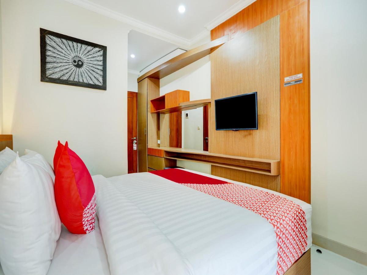 Super Oyo Capital O 90291 Vin Stay Petanu Pesanggaran Dış mekan fotoğraf