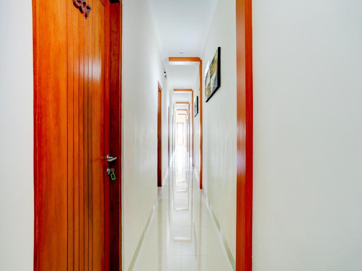 Super Oyo Capital O 90291 Vin Stay Petanu Pesanggaran Dış mekan fotoğraf