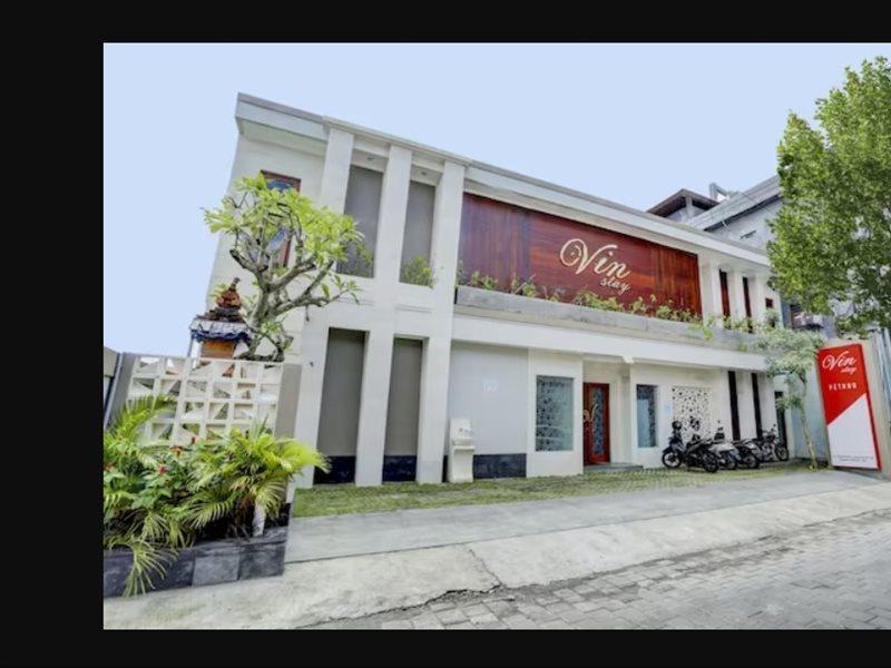 Super Oyo Capital O 90291 Vin Stay Petanu Pesanggaran Dış mekan fotoğraf